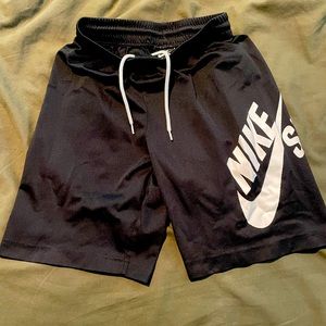 Boy’s Nike SB Black Shorts